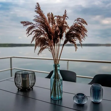 Hausboot Neptun - Lp3 Botel Vetschau