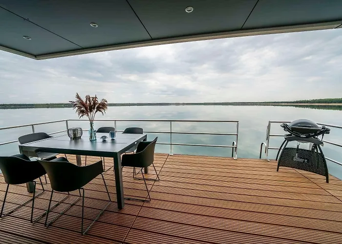 Hausboot Neptun - Lp3 Bådhotel